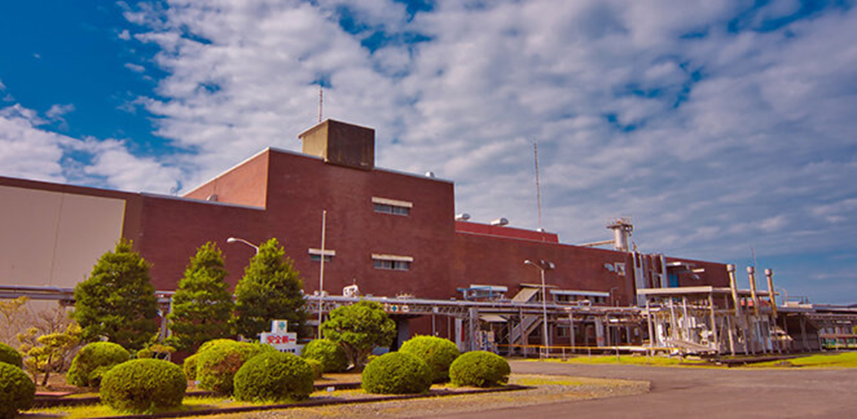 原油換算14.2kL/年削減効果！小型貫流蒸気ボイラ導入（超高効率タイプ）